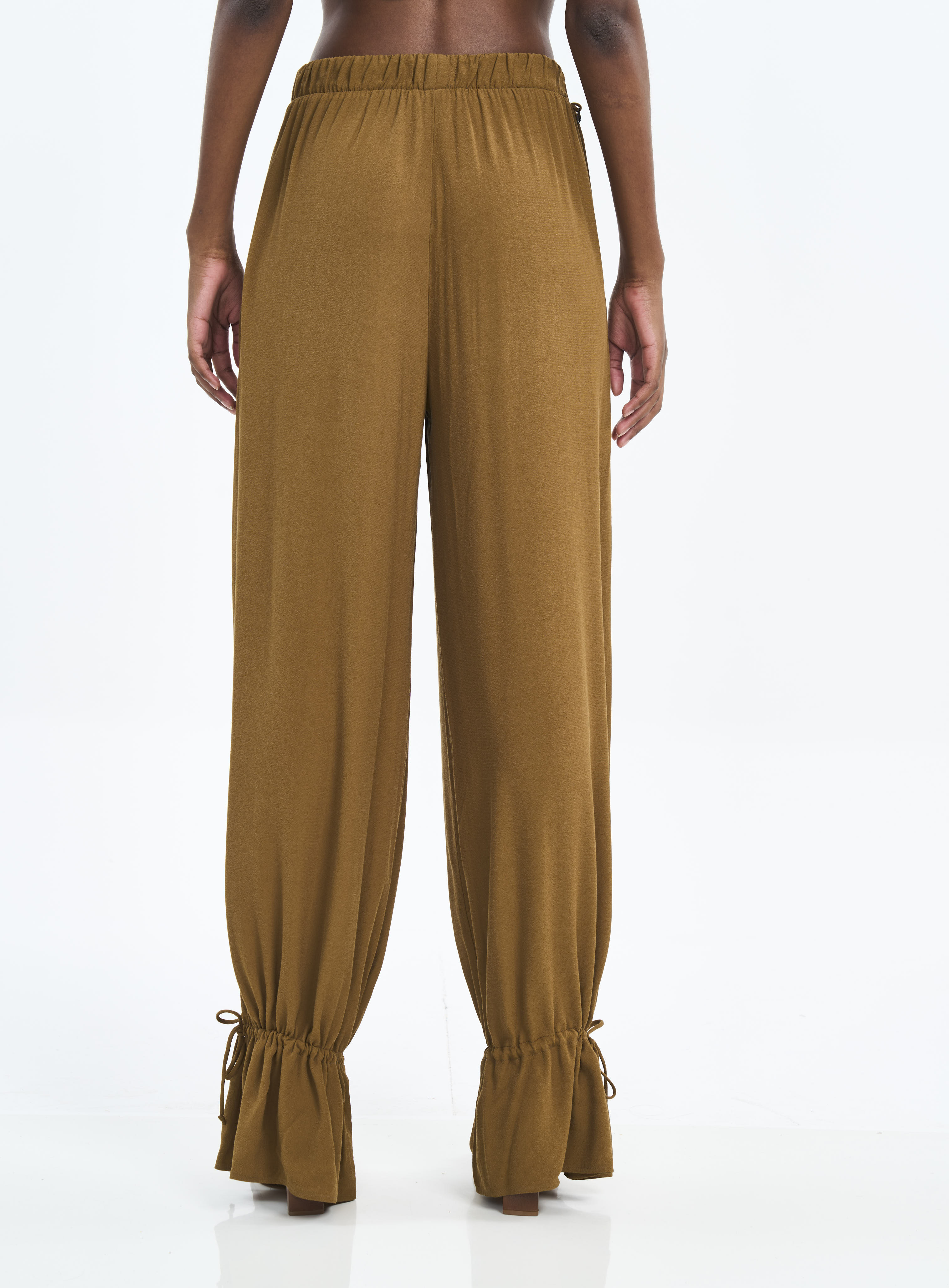 CALÇA COLCCI G MARROM CUMARU