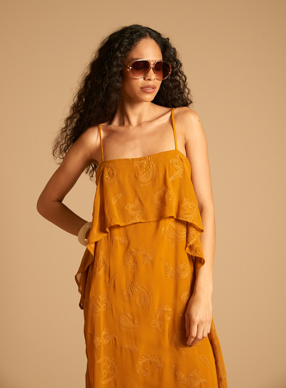 VESTIDO BORDADO P AMARELO SWIFT