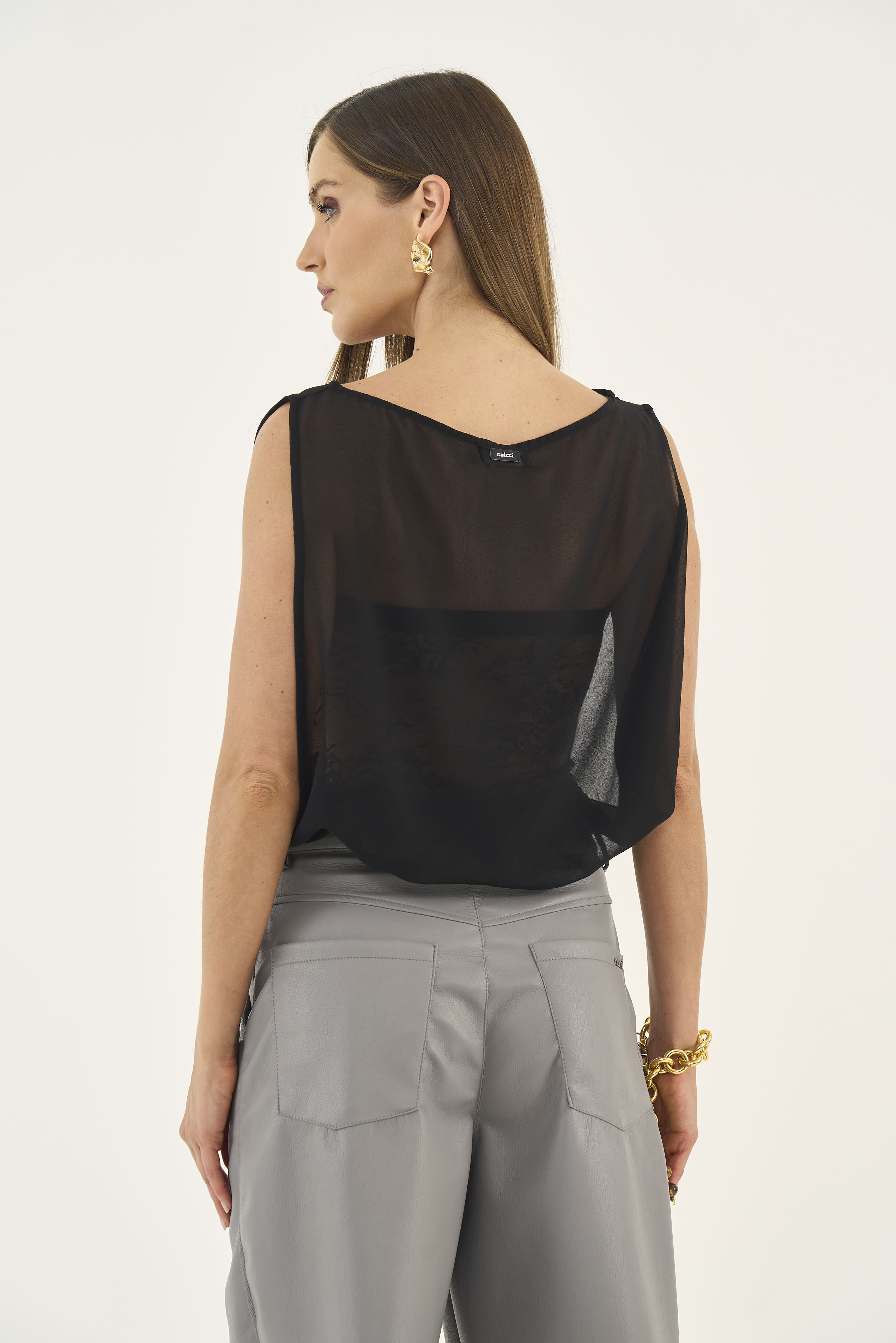 BLUSA DETALHE RENDA M PRETO