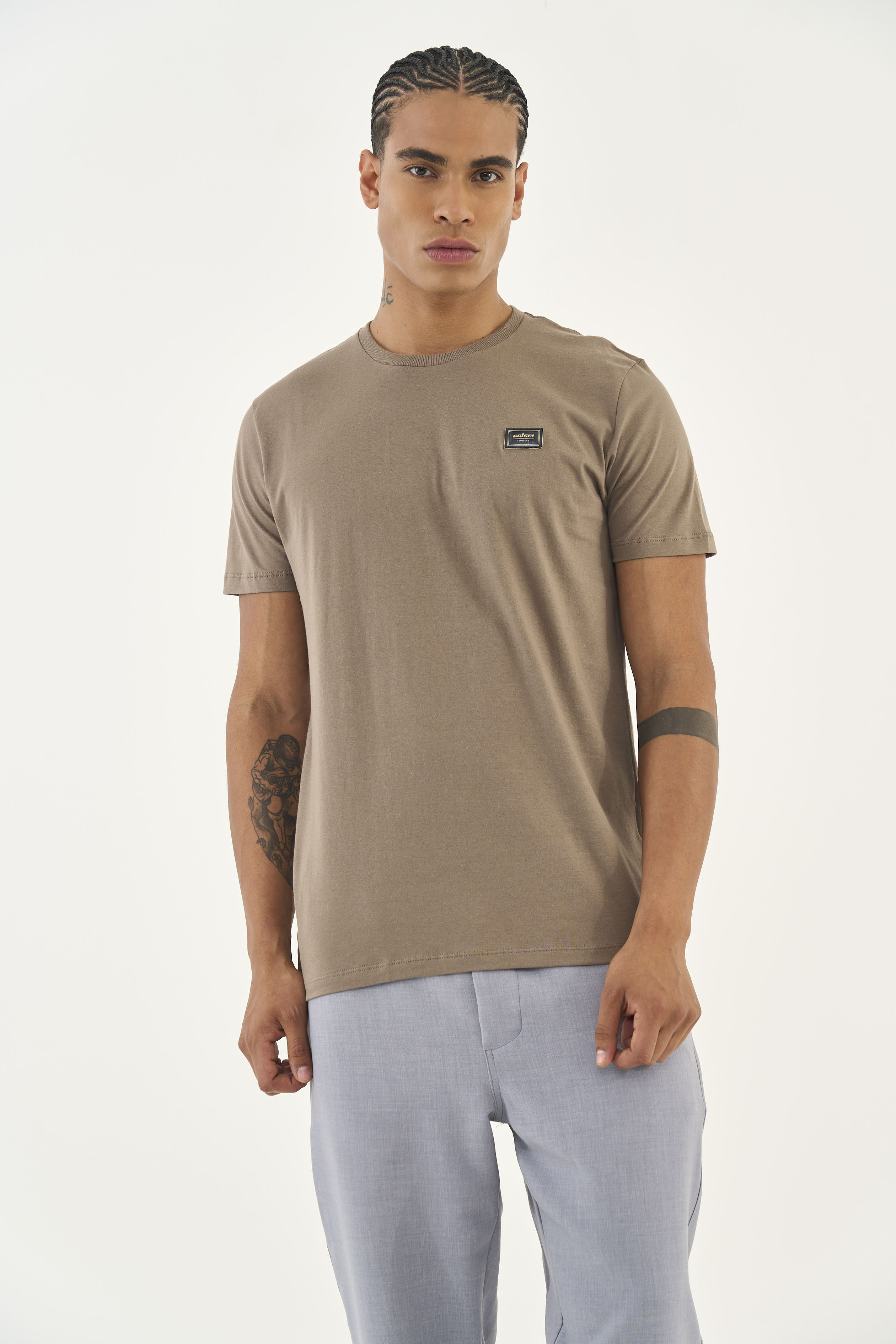 CAMISETA COLCCI GG BEGE CINZAS