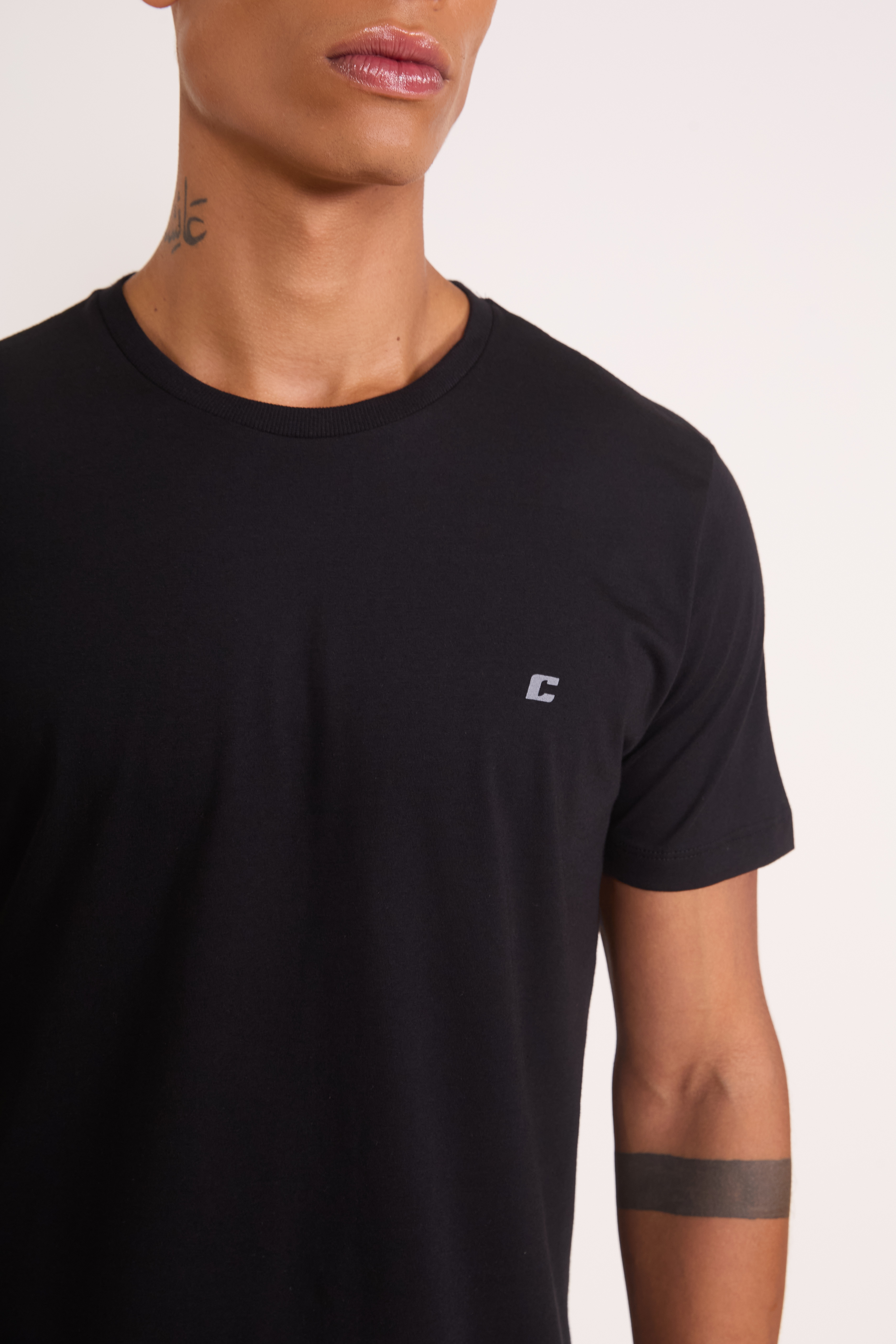 CAMISETA COLCCI GG VERDE BALSAMO