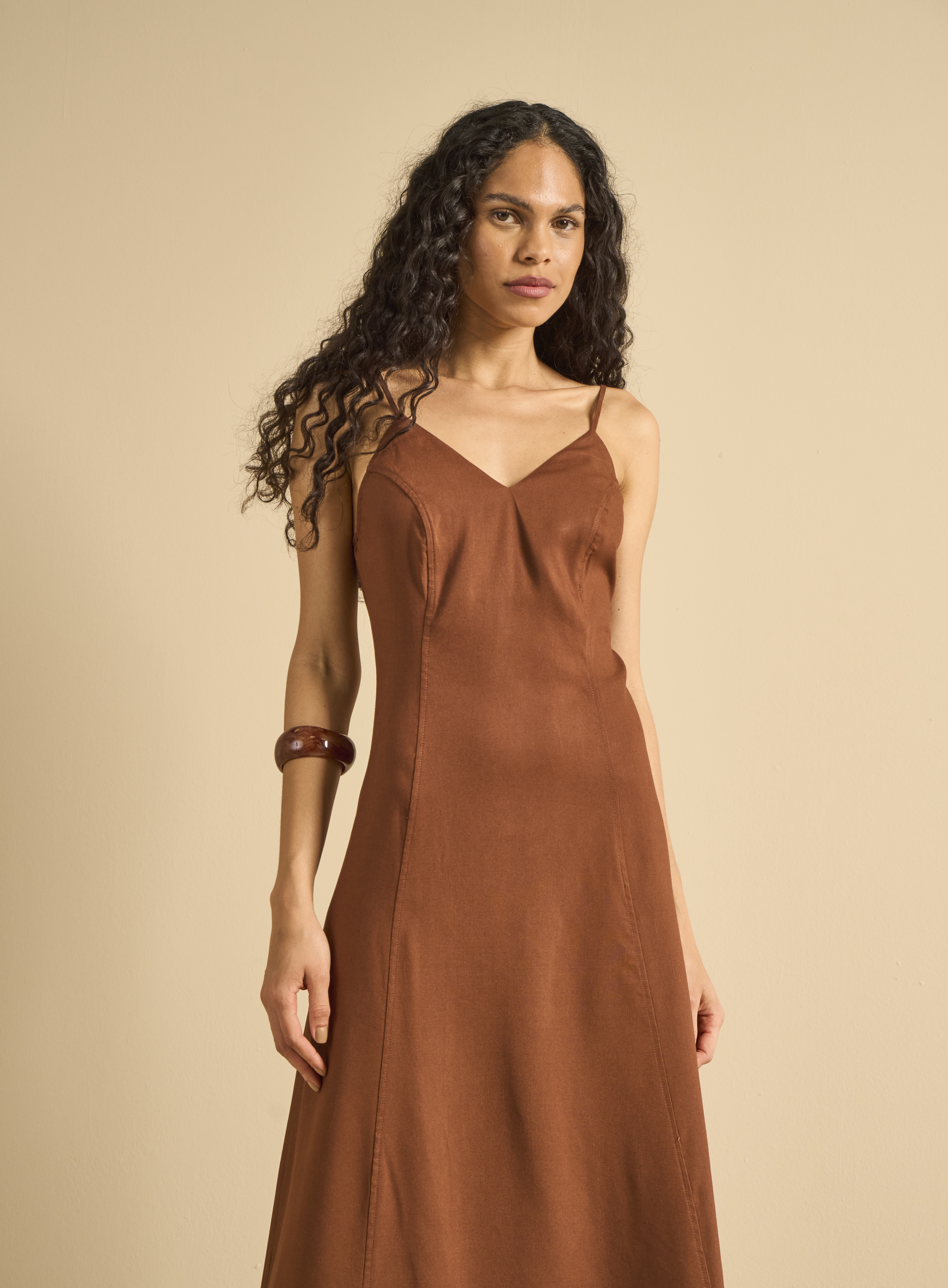 VESTIDO LINHO G MARROM IMBUIA