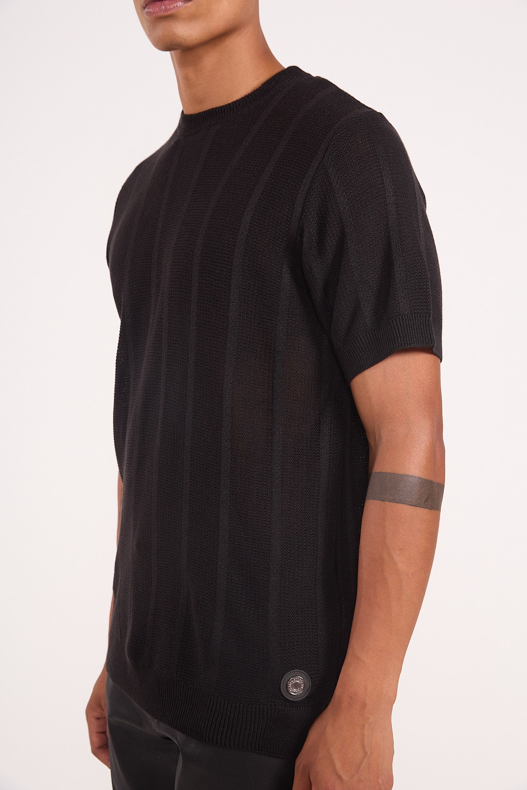 CAMISETA TRICÔ M PRETO