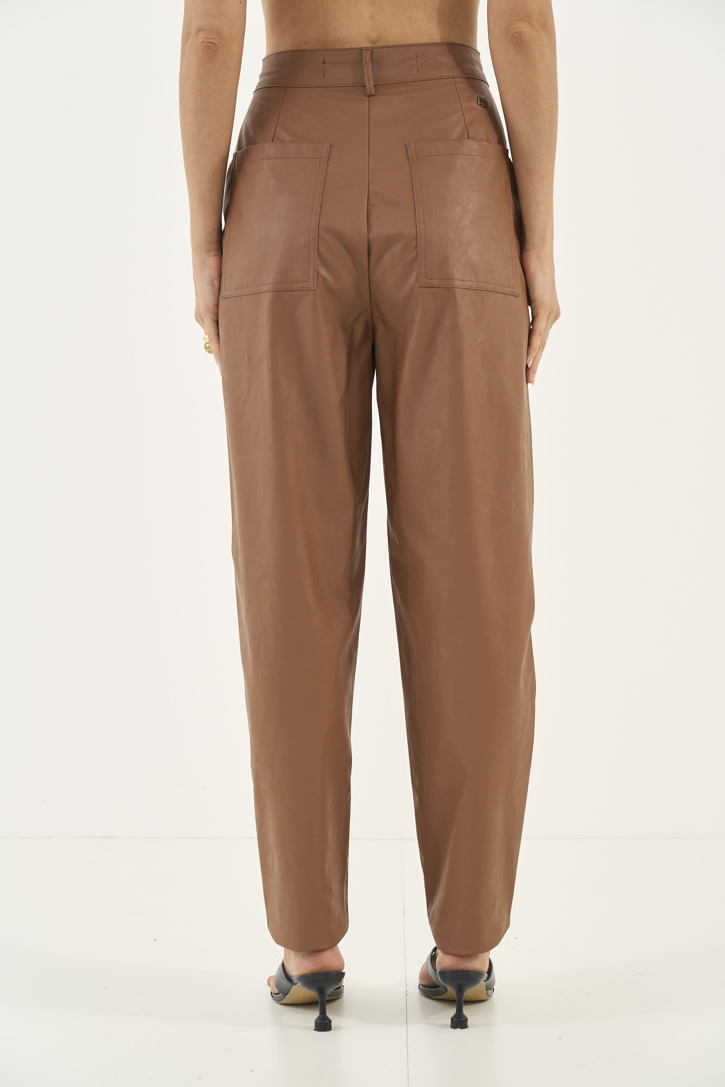CALÇA COLCCI P MARROM CARVALHO