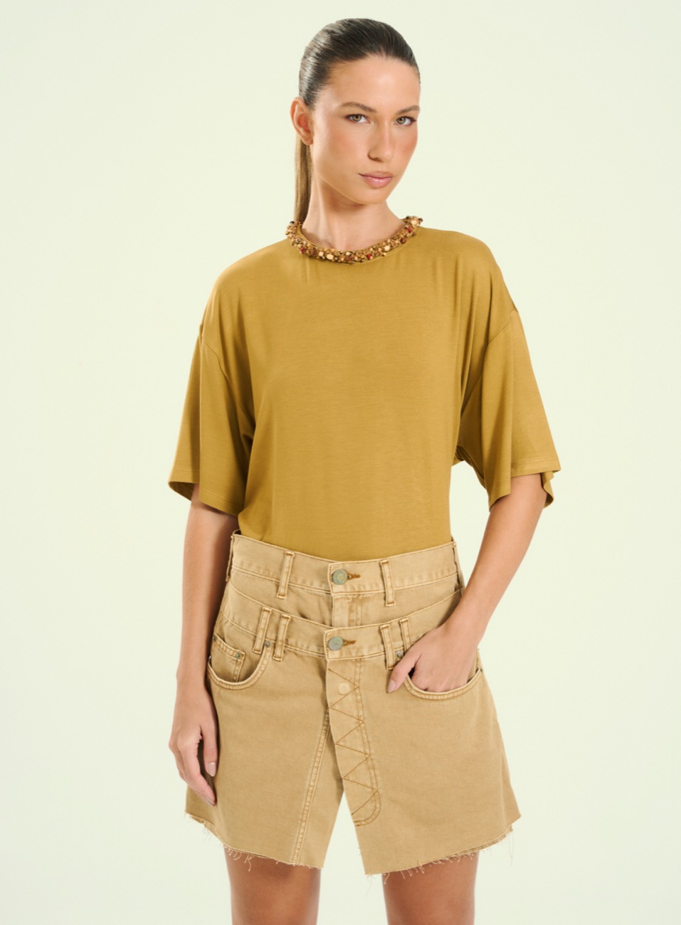 SHORT SAIA SARJA 34 BEGE GOLDEN WHEAT
