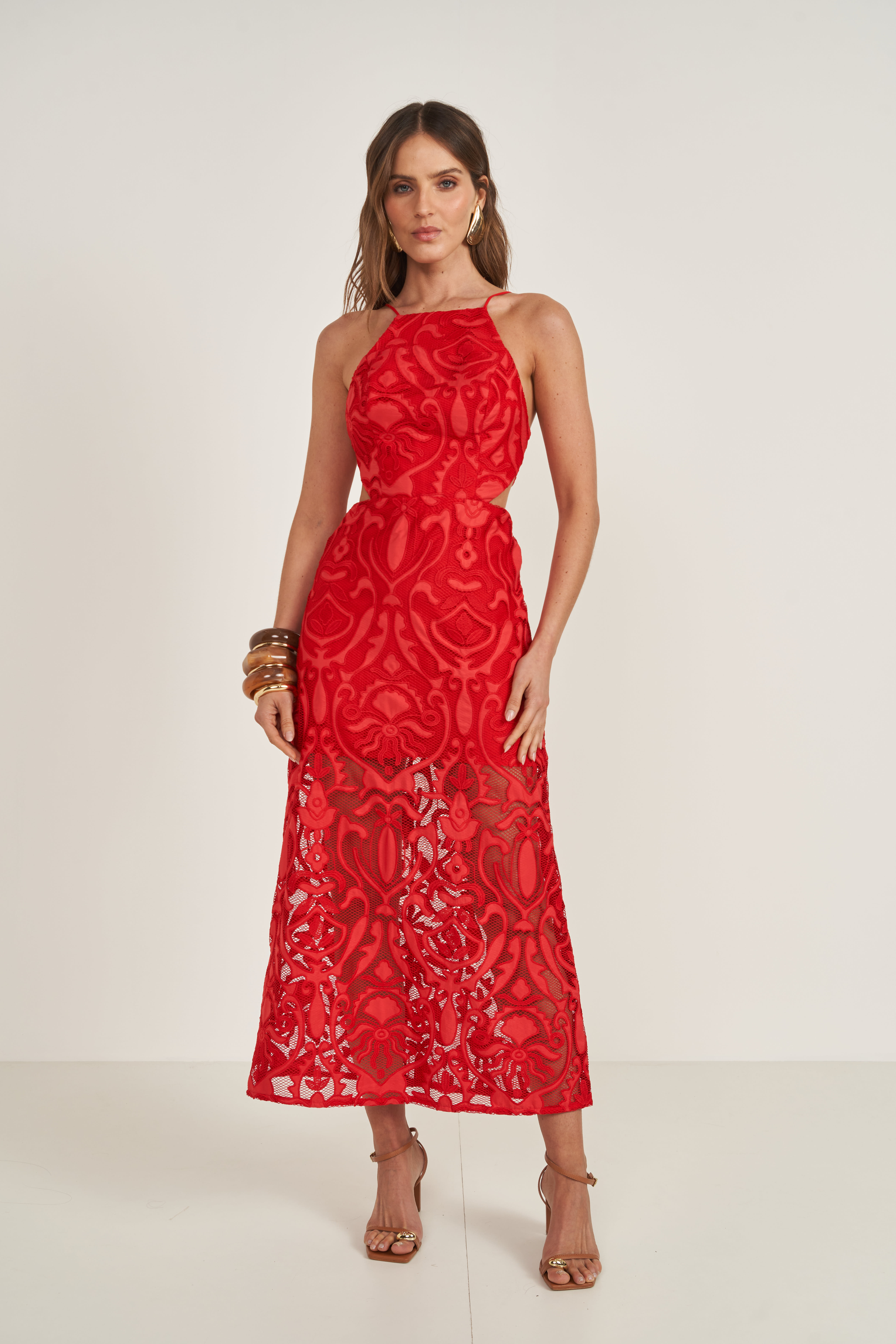 VESTIDO BORDADO M VERMELHO IFE