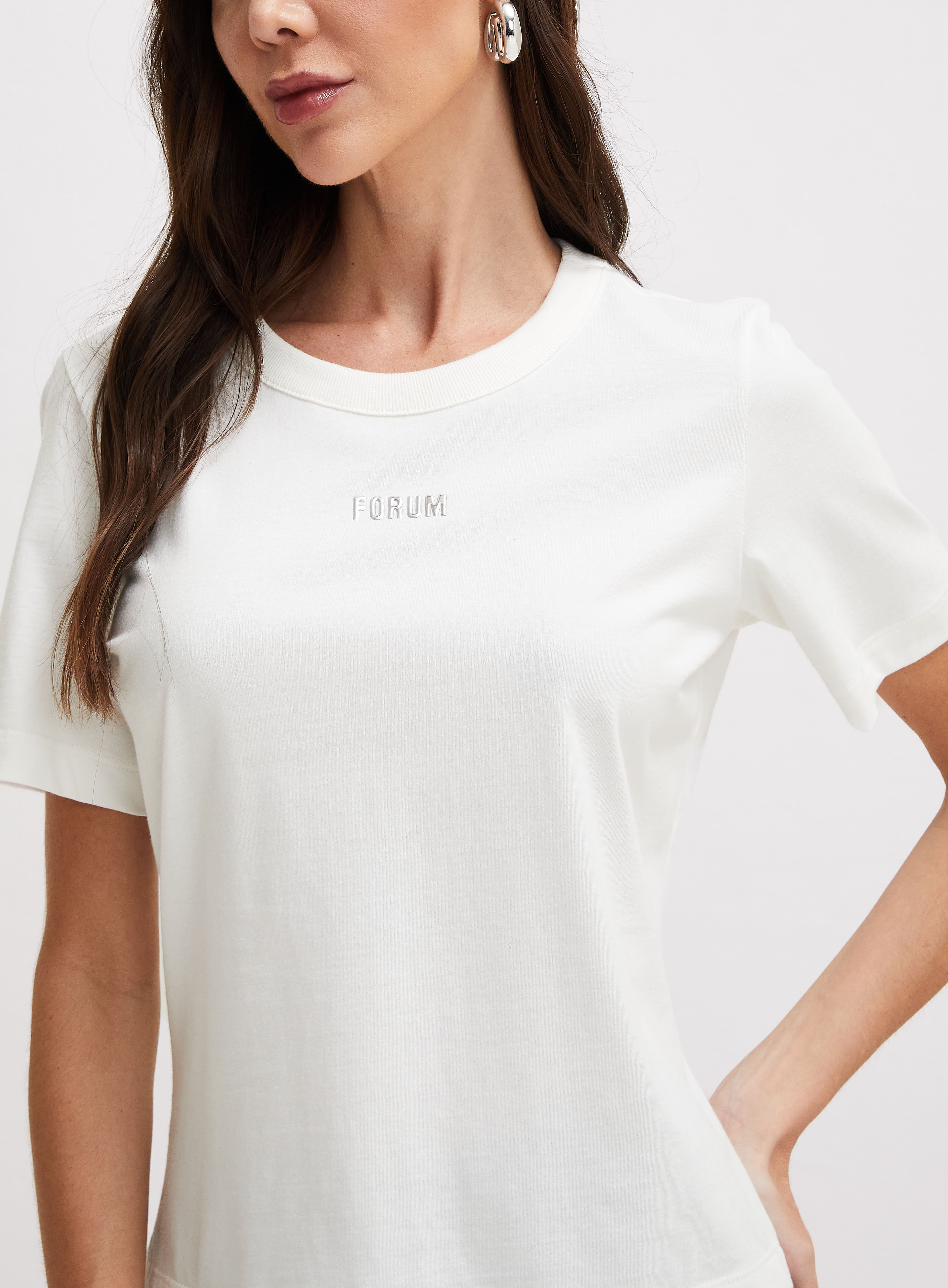 CAMISETA FORUM G MARROM IMBUIA