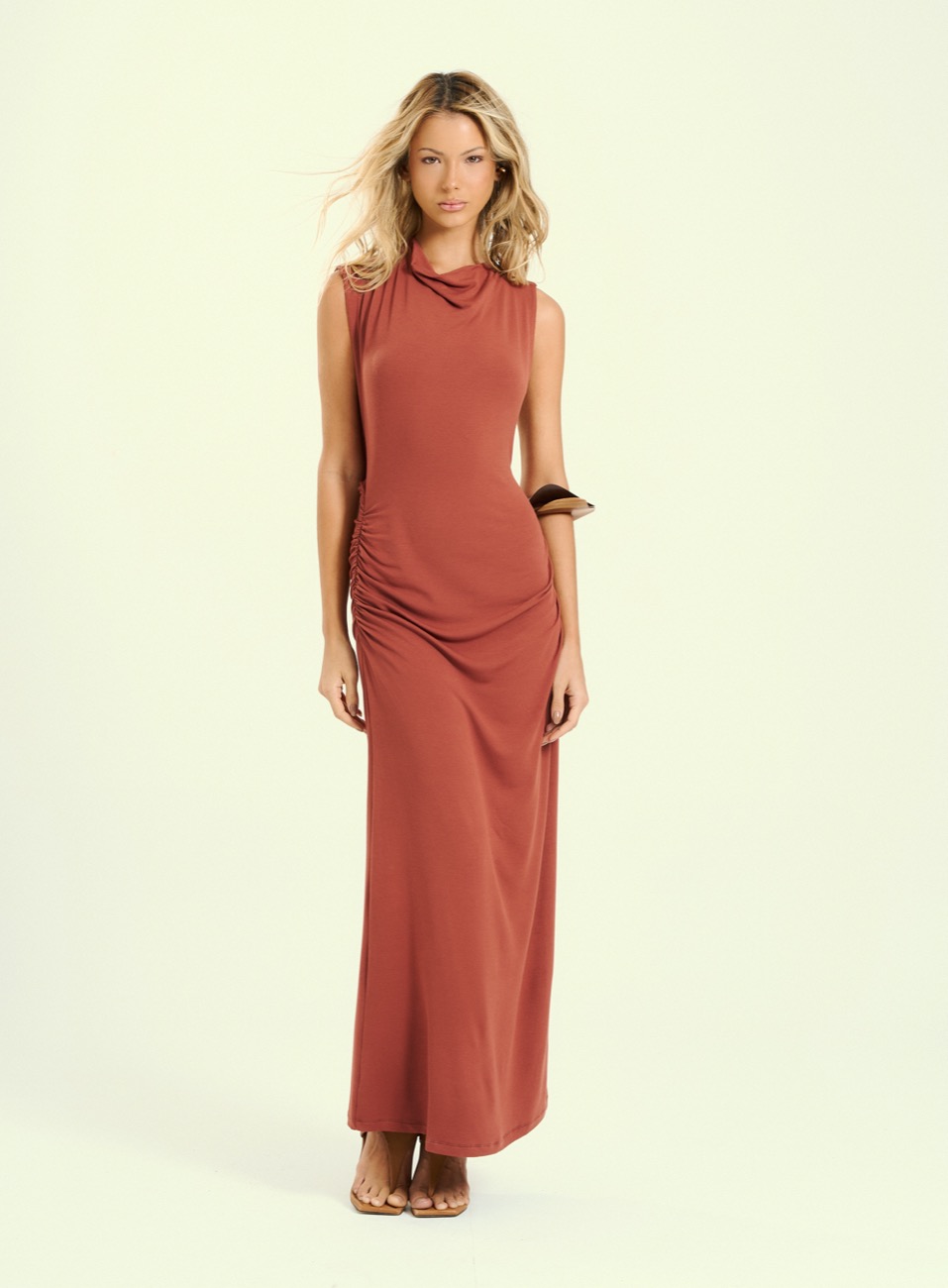 VESTIDO OPEN GG MARROM CHEASTNU