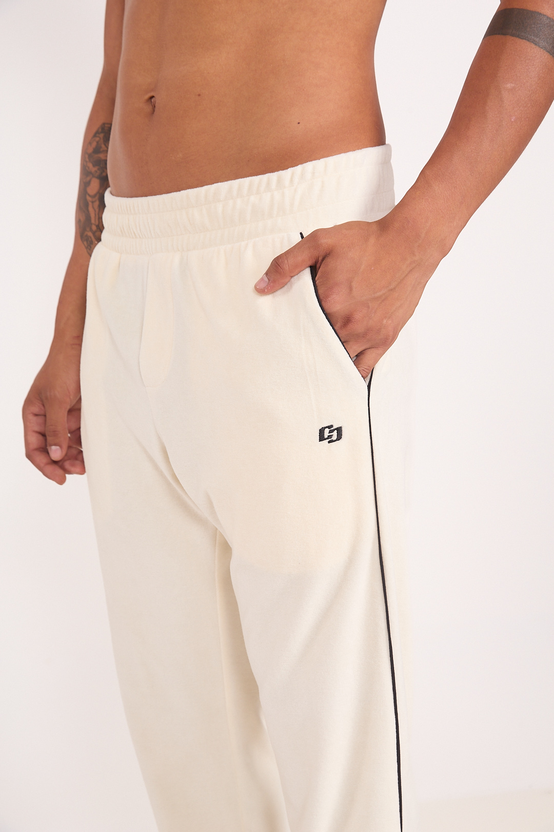 CALÇA COLCCI GG OFF SHELL