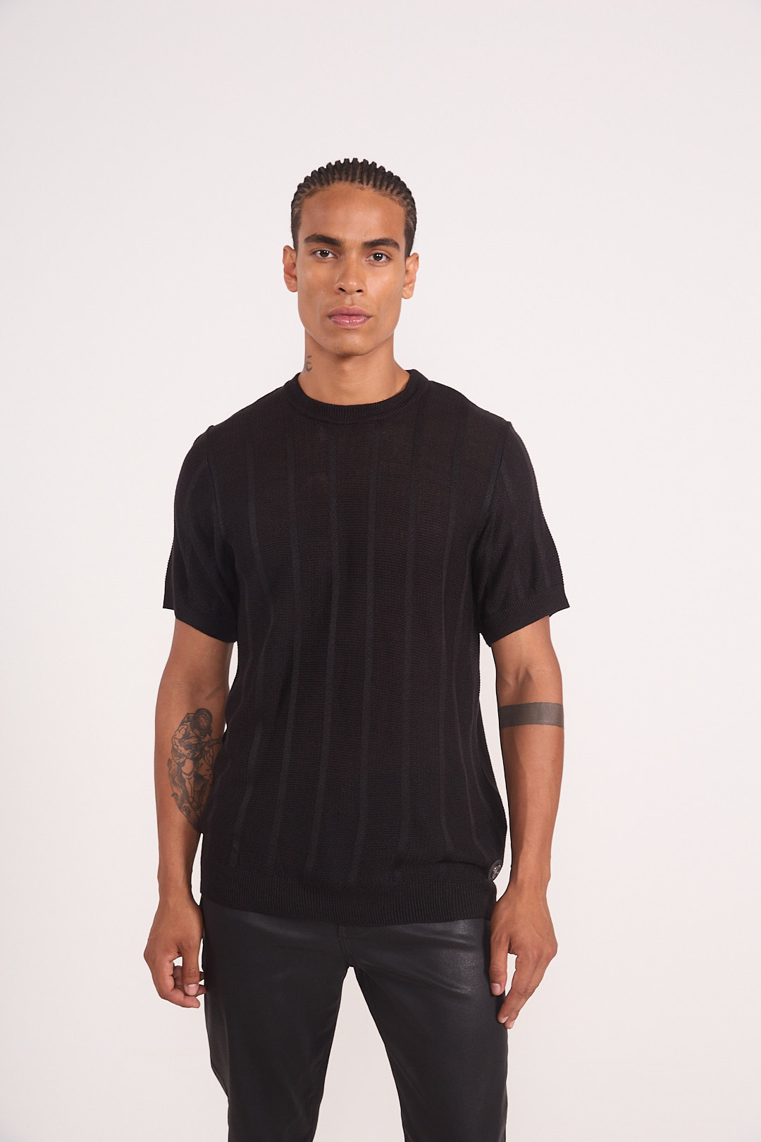 CAMISETA TRICÔ M PRETO