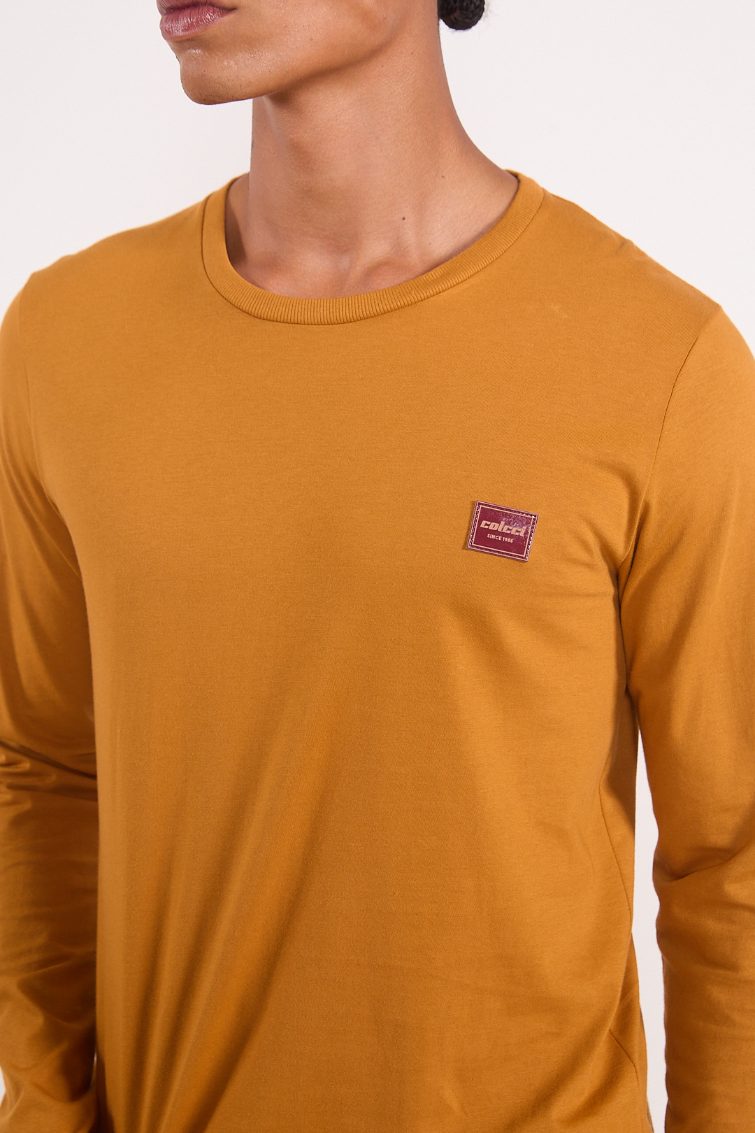 CAMISETA COLCCI G PRETO