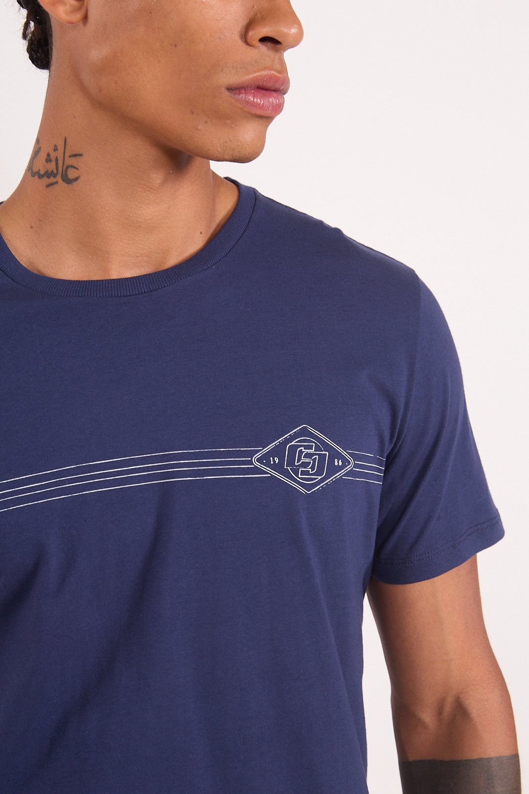CAMISETA COLCCI G AZUL DARKNESS