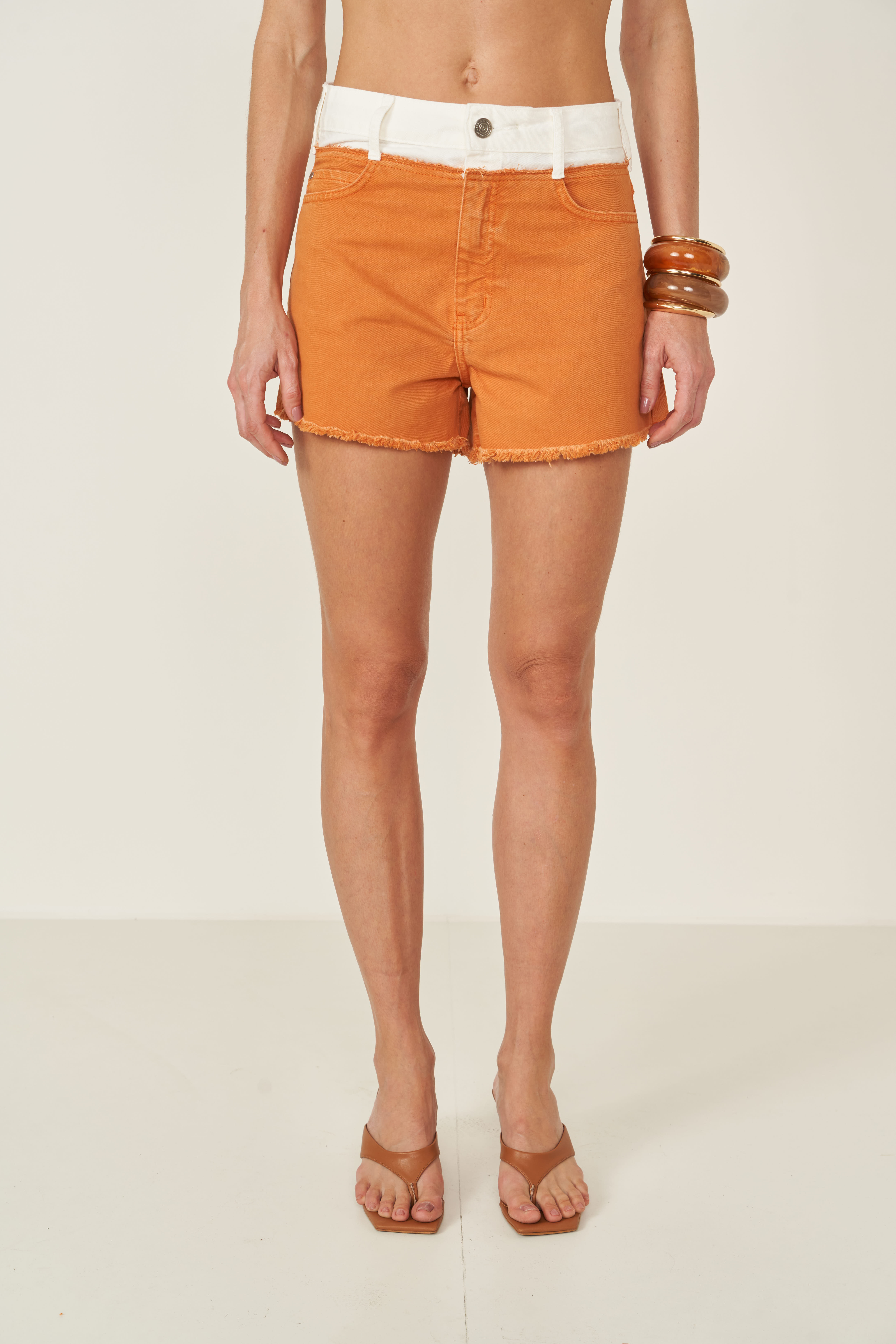 SHORT SARJA JADE 38 LARANJA ROAD TRIP