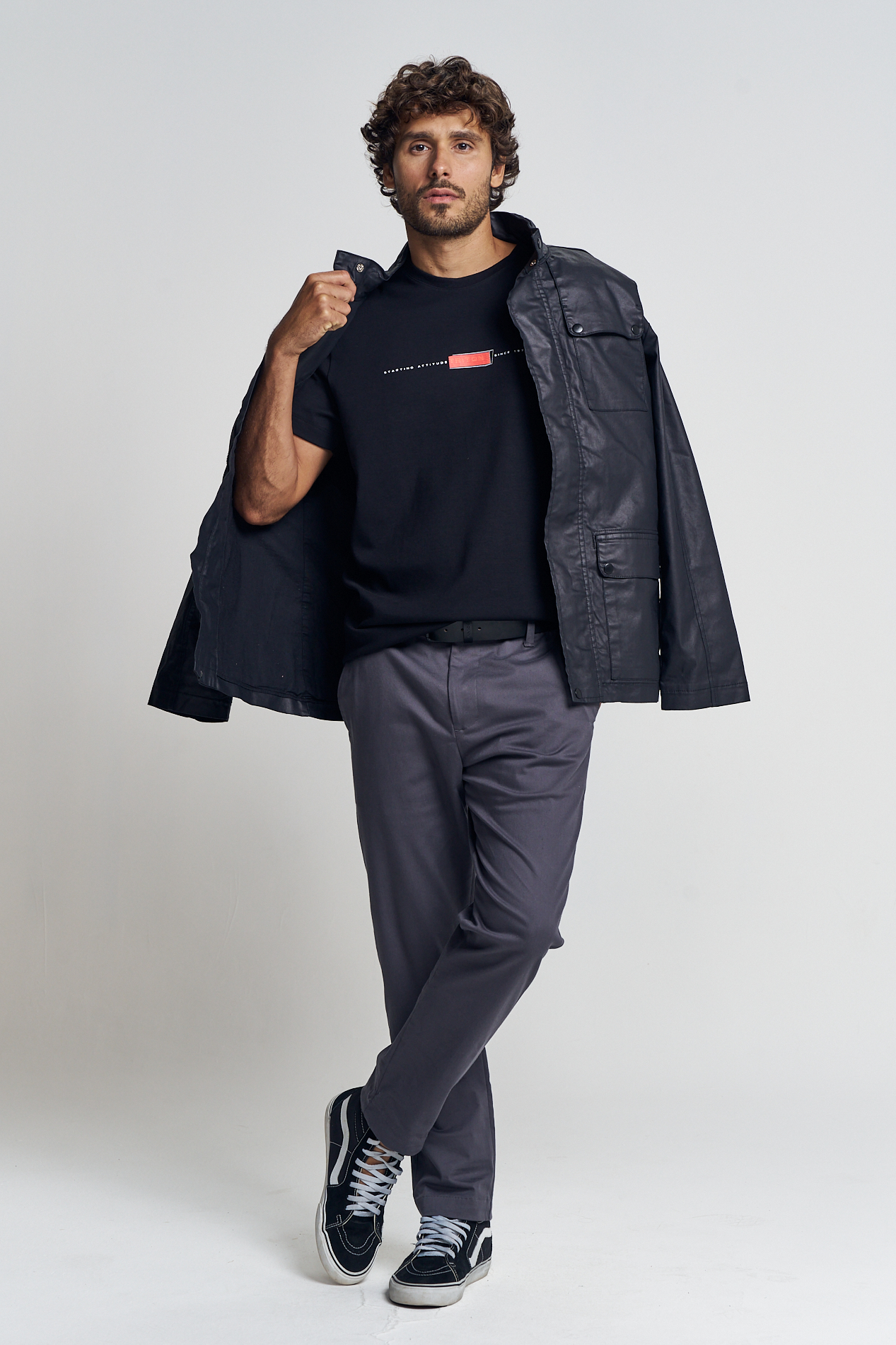 CAMISETA TRITON M PRETO
