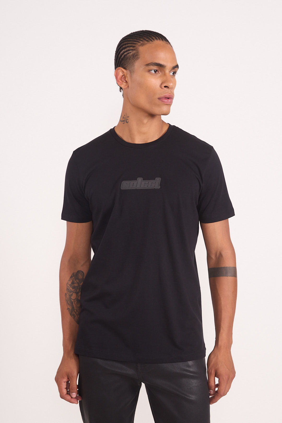 CAMISETA COLCCI G PRETO