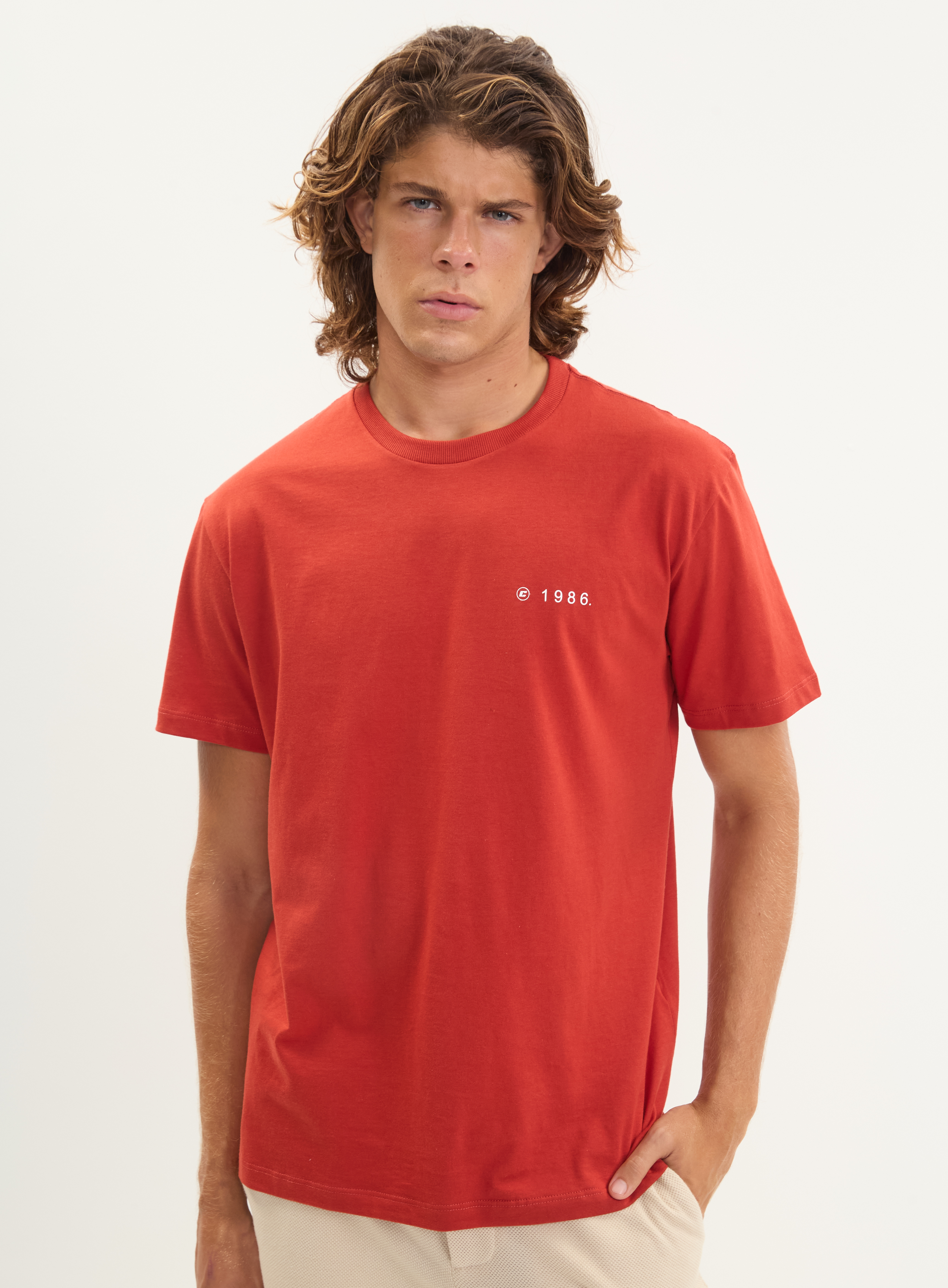 CAMISETA COLCCI GG VERMELHO BORDALESA