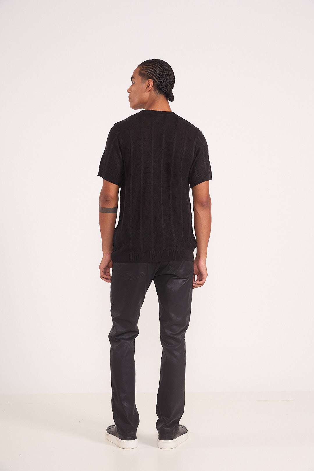 CAMISETA TRICÔ M PRETO