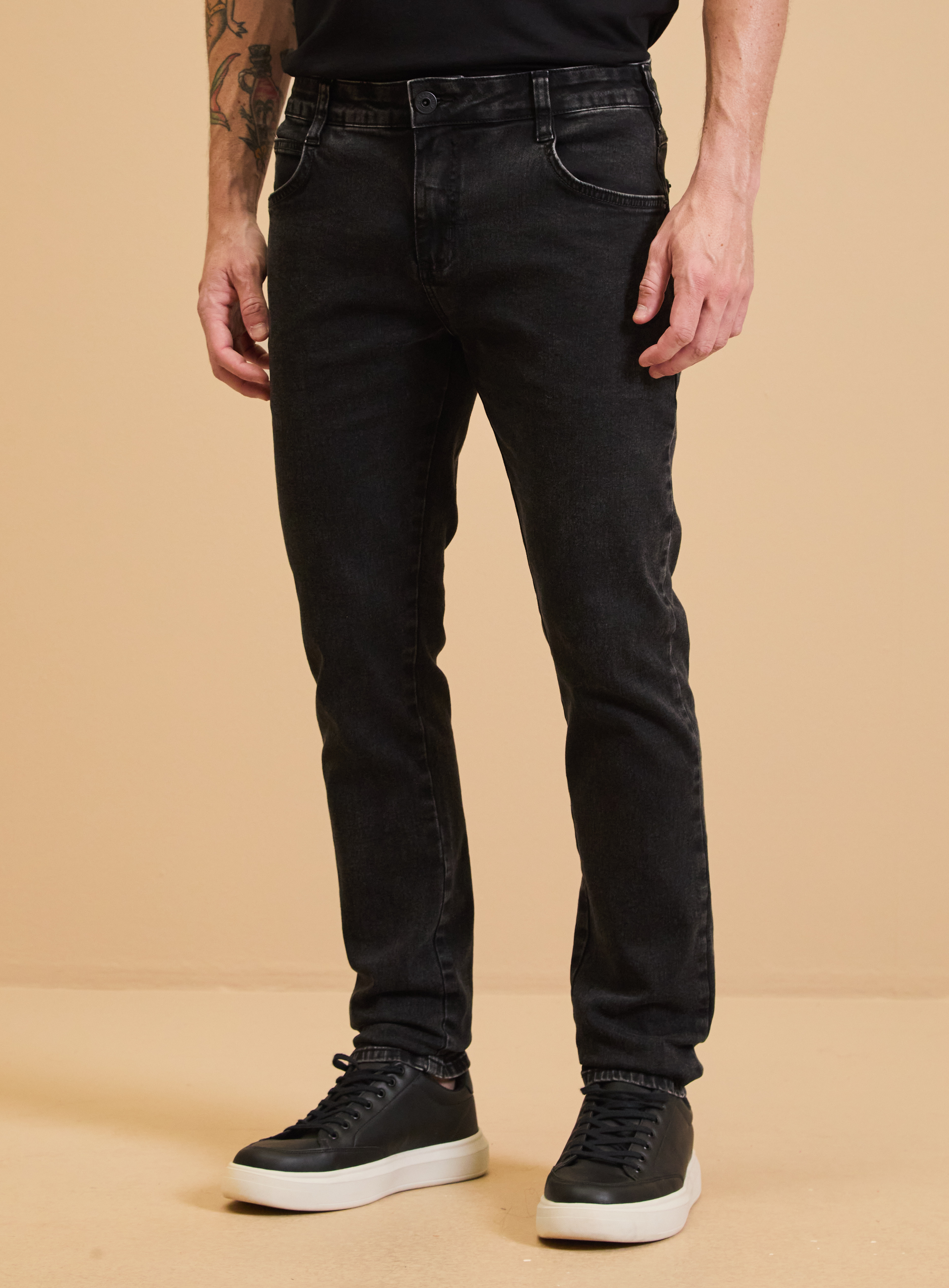 CALÇA JEANS IGOR SKINNY 42 IND.PRETO